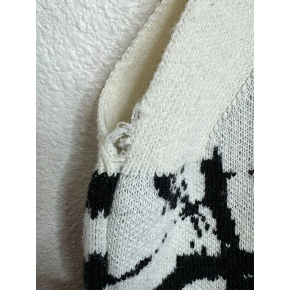 Zara Mens L-XL Abstract Jacquard Knit Sweater Vest White Black V-Neck Graffiti
